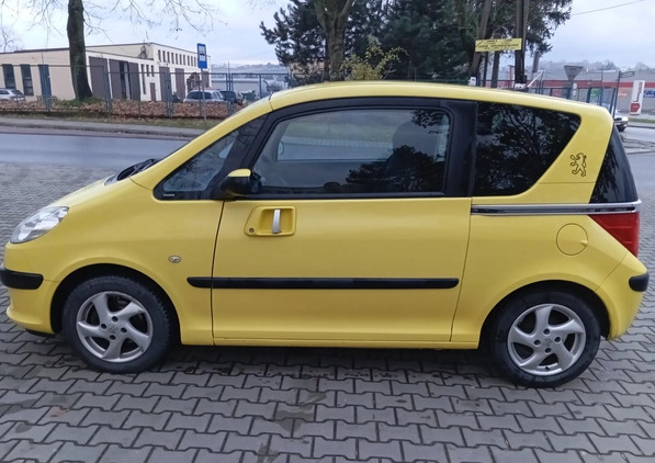 Peugeot 1007 cena 7800 przebieg: 170000, rok produkcji 2005 z Miechów małe 92
